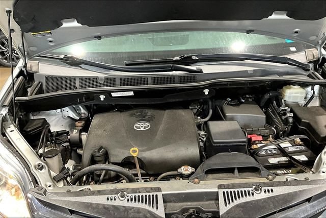 2019 Toyota Sienna XLE - Photo 30