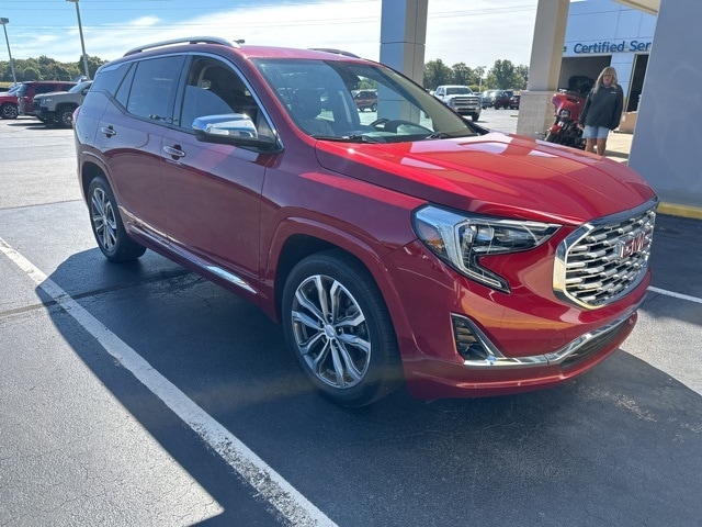 Used 2019 GMC Terrain Denali with VIN 3GKALSEX6KL279199 for sale in Daleville, IN