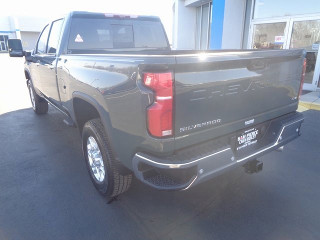 2025 Chevrolet Silverado 2500HD LTZ photo 3