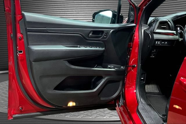 2025 Honda Odyssey Sport L - Photo 16