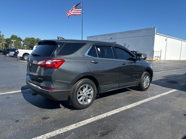 2019 Chevrolet Equinox LT photo 4