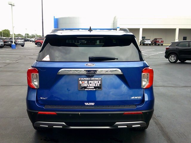 2023 Ford Explorer XLT photo 4