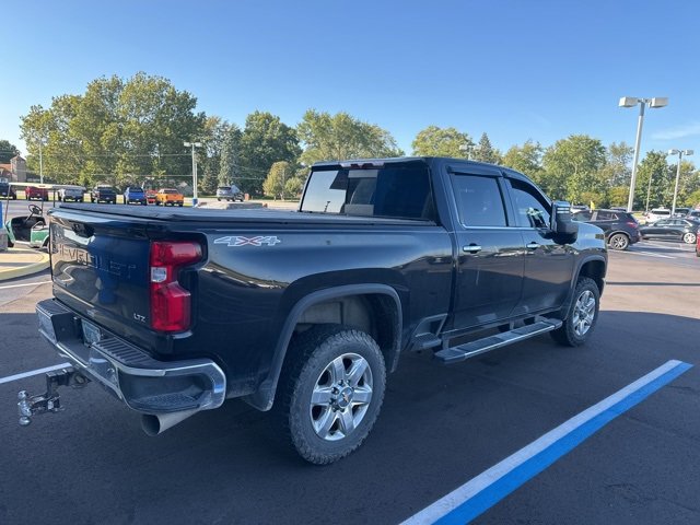 2022 Chevrolet Silverado 2500HD LTZ photo 2