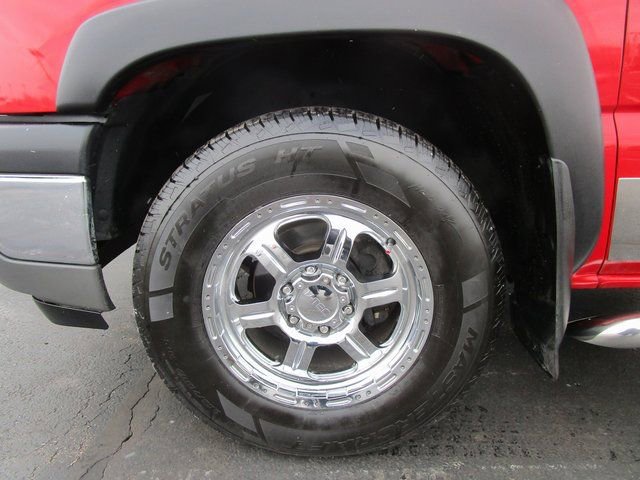 Used 2005 Chevrolet Avalanche Base with VIN 3GNEC12Z75G284459 for sale in Daleville, IN