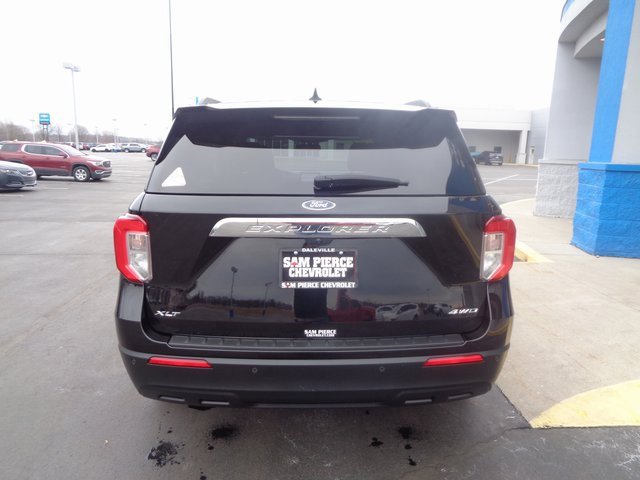 2022 Ford Explorer XLT photo 4