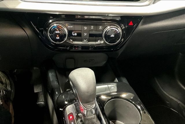2025 Chevrolet Trax LT - Photo 14