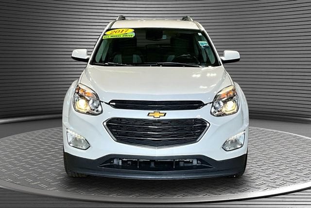 Used 2017 Chevrolet Equinox LT with VIN 2GNFLFEK3H6302651 for sale in Daleville, IN