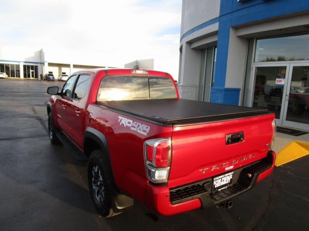 Used 2022 Toyota Tacoma 4WD SR