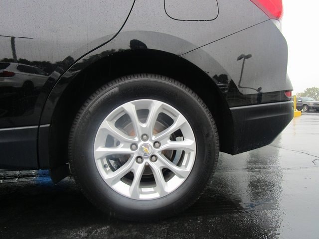 Used 2020 Chevrolet Equinox LT with VIN 2GNAXKEV6L6167921 for sale in Daleville, IN