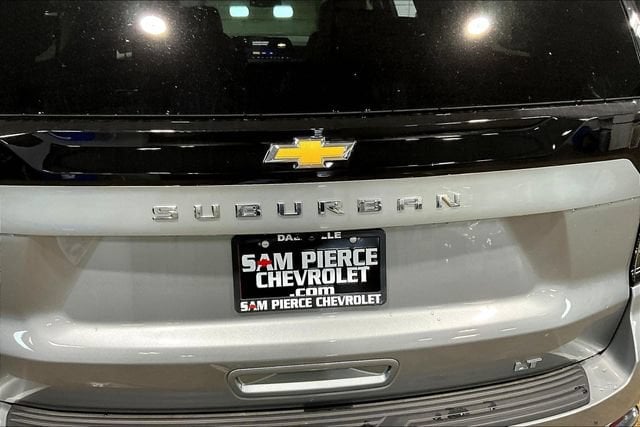 2026 Chevrolet Suburban LT - Photo 8