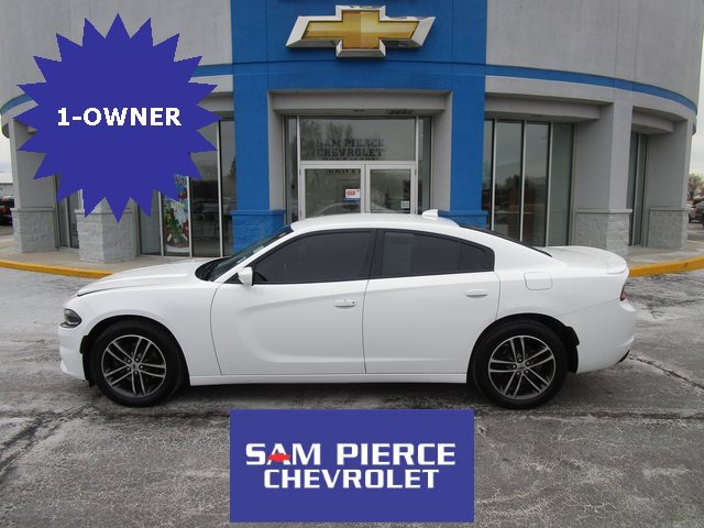 2019 Dodge Charger SXT's photo