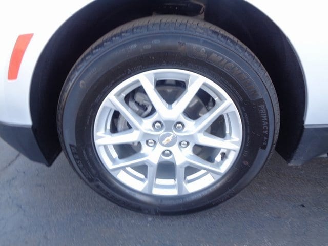Used 2022 Chevrolet Equinox LT with VIN 3GNAXKEV7NL174357 for sale in Daleville, IN