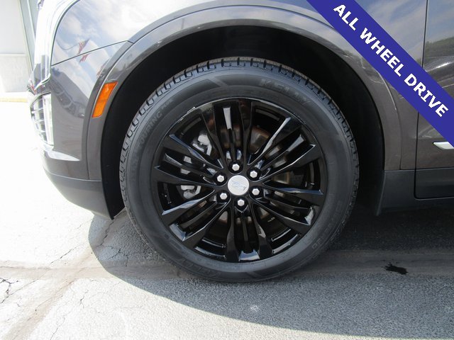 Used 2017 Cadillac XT5 Premium Luxury with VIN 1GYKNERS7HZ125395 for sale in Daleville, IN