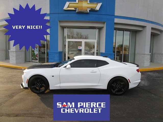 2021 Chevrolet Camaro 2LT's photo