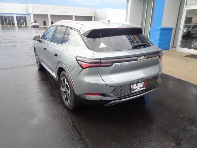 2025 Chevrolet Equinox EV 1LT photo 3