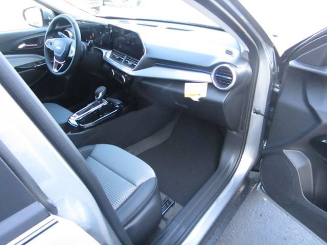 2026 Chevrolet Trax LT - Photo 26