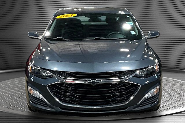 Used 2021 Chevrolet Malibu RS with VIN 1G1ZG5ST9MF042704 for sale in Daleville, IN