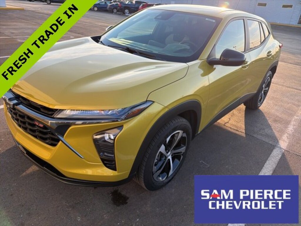 Used 2024 Chevrolet Trax 1RS SUV