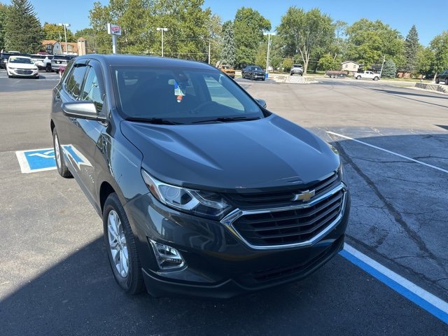 2020 Chevrolet Equinox LT photo 2