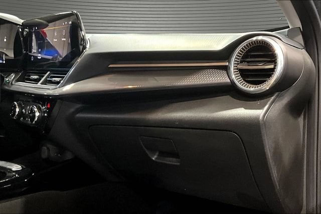 2025 Chevrolet Trax Activ - Photo 24