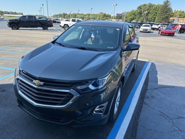 2020 Chevrolet Equinox LT photo 3