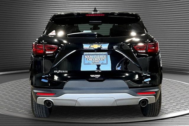 Photo 5