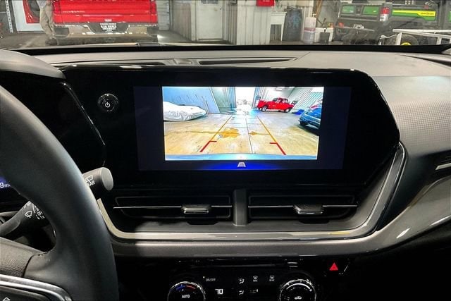 2025 Chevrolet Trax Activ - Photo 13