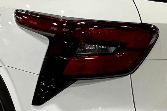 2025 Chevrolet Trax LT - Photo 20