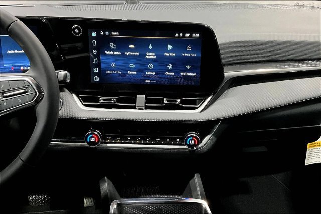 2027 Chevrolet Equinox LT - Photo 6