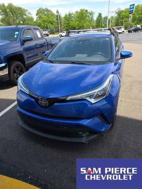 2018 Toyota C-HR XLE's photo