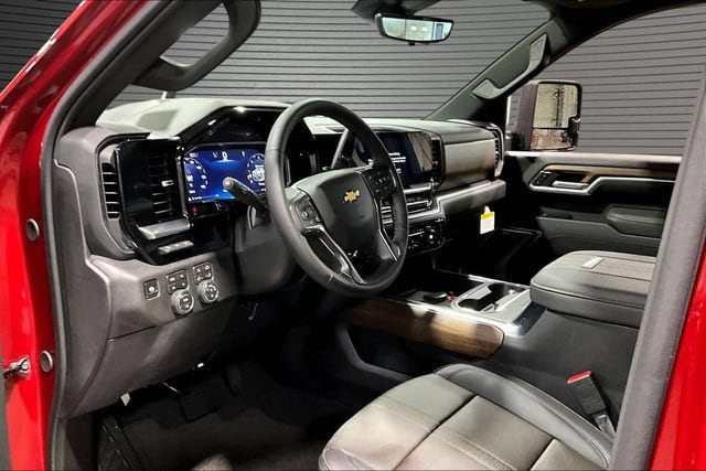 2026 Chevrolet Silverado 2500 HD High Country - Photo 7