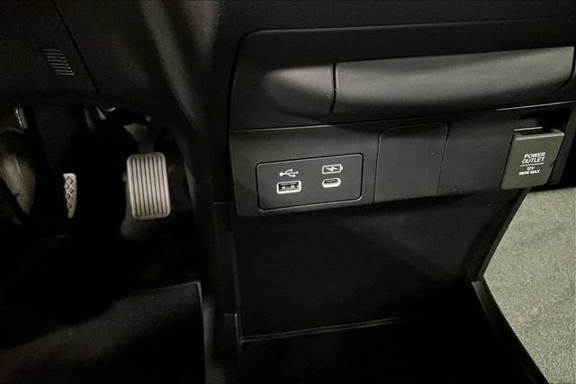 2025 Honda Odyssey Sport L - Photo 14