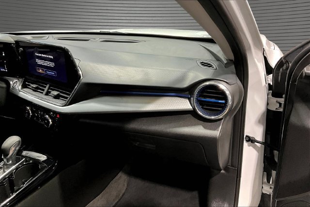 2025 Chevrolet Trax LT - Photo 23