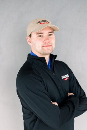 Staff member BRANDON MUSE from 0386f0940ff9