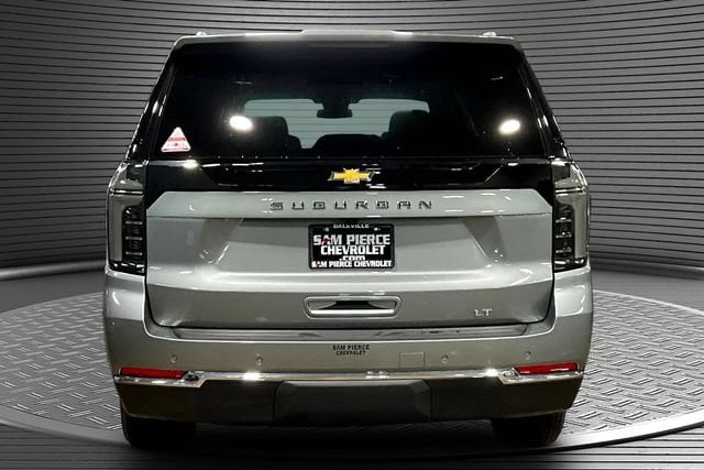 2026 Chevrolet Suburban LT - Photo 4