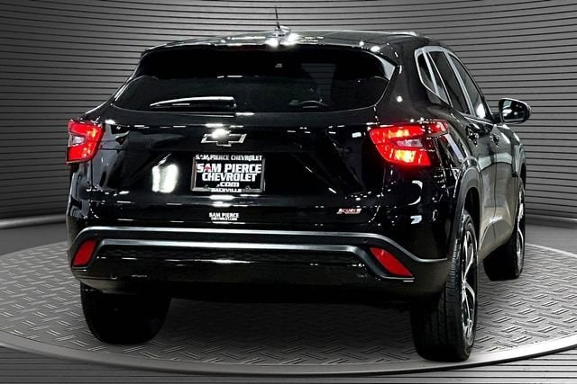 2024 Chevrolet Trax RS - Photo 6
