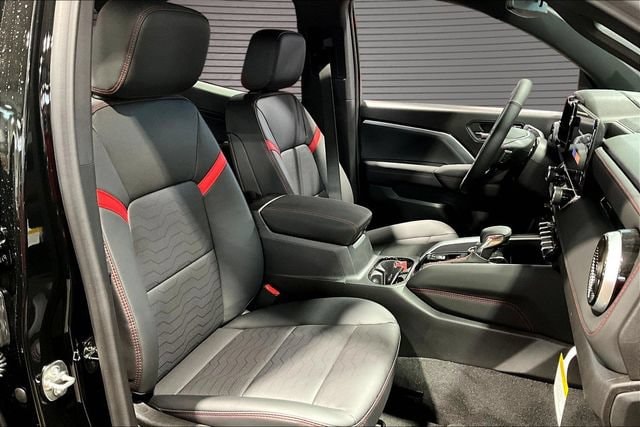 2026 Chevrolet Colorado Z71 - Photo 10