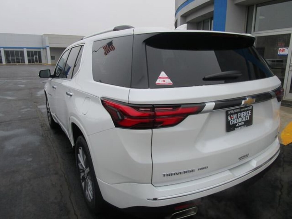 Used 2023 Chevrolet Traverse Premier SUV