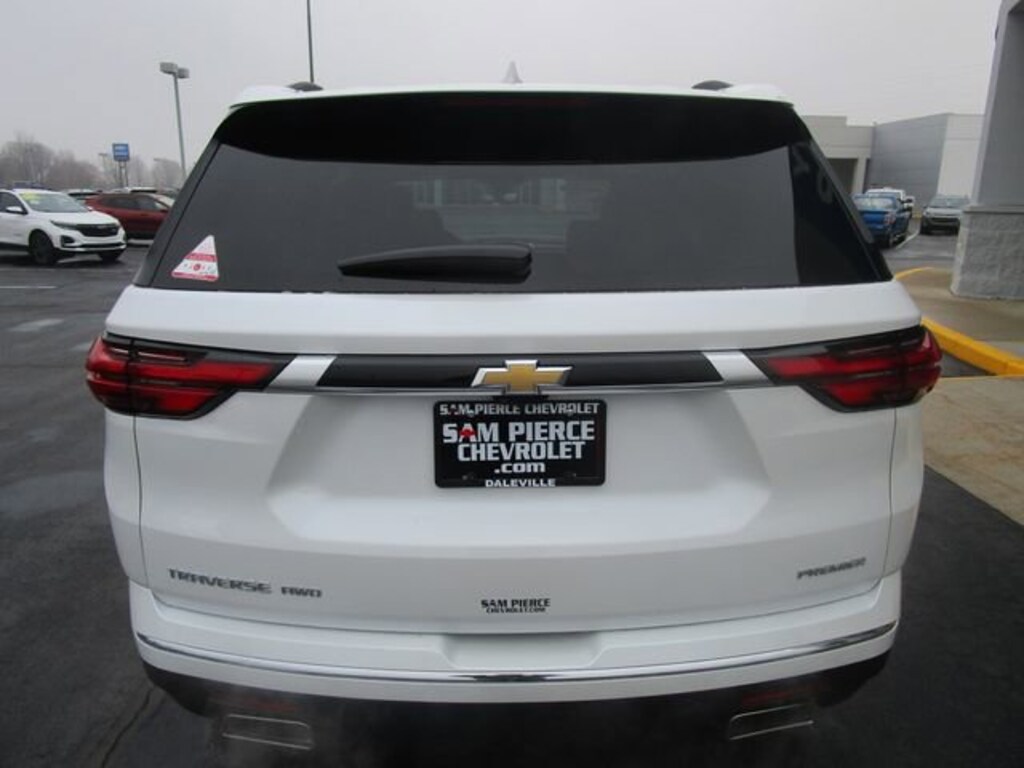 Used 2023 Chevrolet Traverse Premier SUV