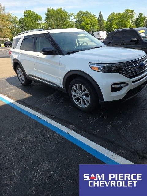 2022 Ford Explorer Limited 4WD's photo