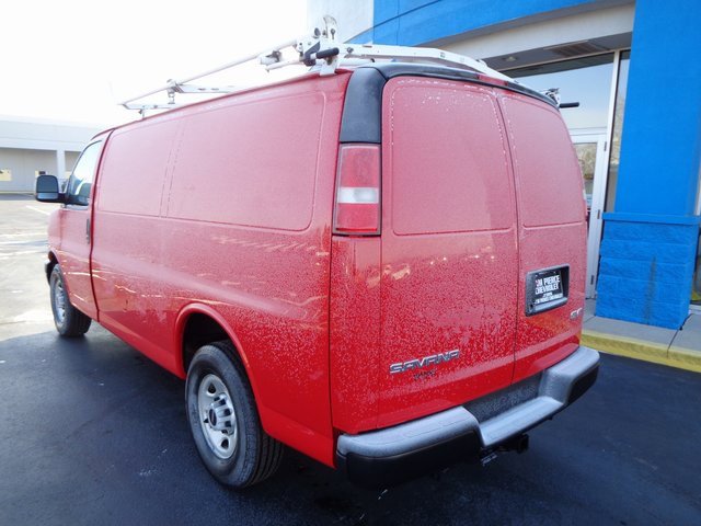 2017 Gmc Savana Cargo 2500 photo 3