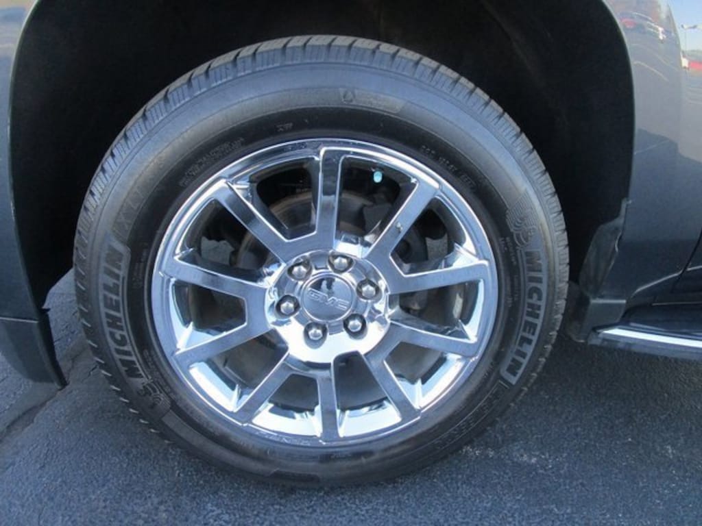 Used 2020 GMC Yukon XL Denali SUV