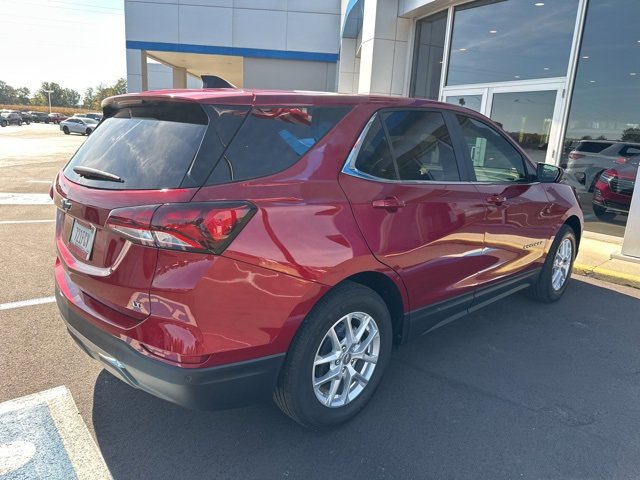 2024 Chevrolet Equinox LT photo 4