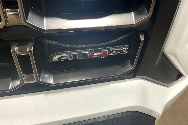 2026 GMC Canyon AT4X - Photo 24