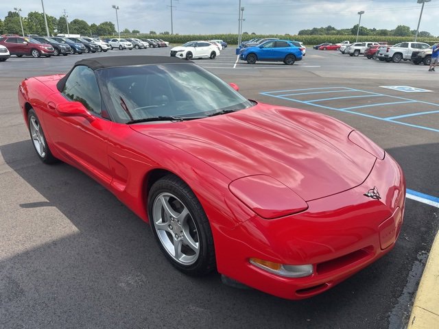 2001 Chevrolet Corvette photo 2