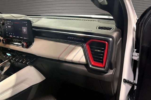 2026 GMC Canyon AT4X - Photo 26
