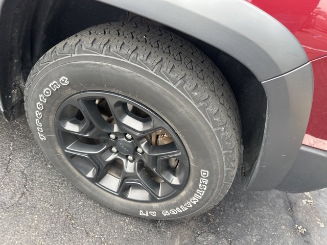 2019 Jeep Cherokee Trailhawk photo 2