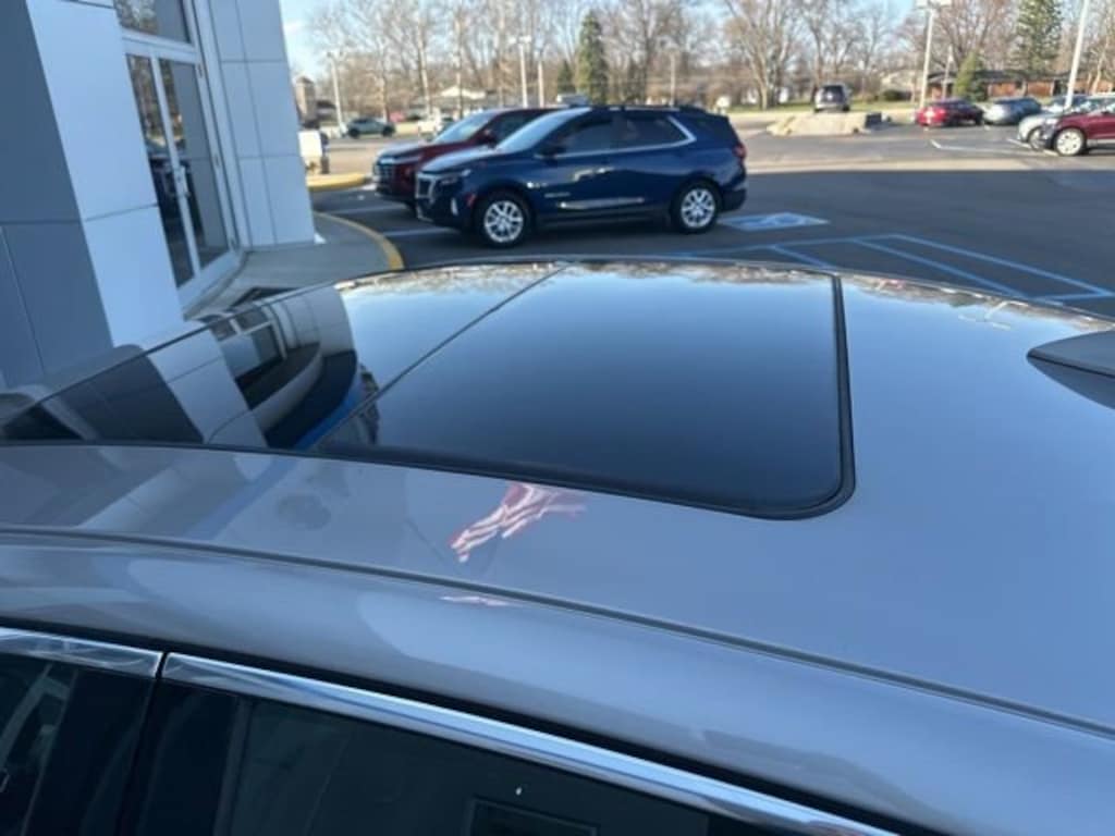 Used 2022 Chevrolet Malibu LT Car