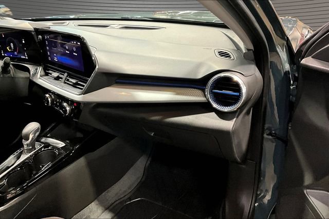 2025 Chevrolet Trax LT - Photo 24