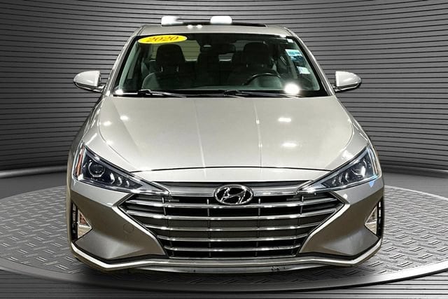 Used 2020 Hyundai Elantra Value Edition with VIN KMHD84LF5LU107555 for sale in Daleville, IN